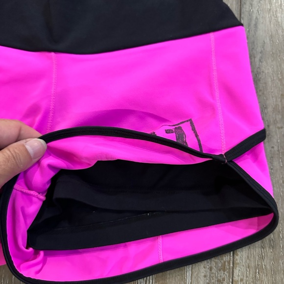 Training Shorts - Picture 4 of 9